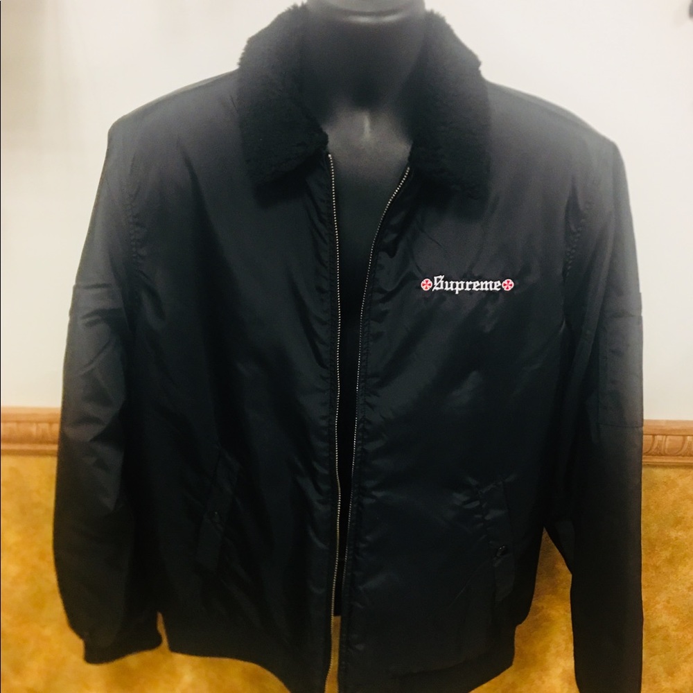 Supreme x Independent bomber jacket fur collar